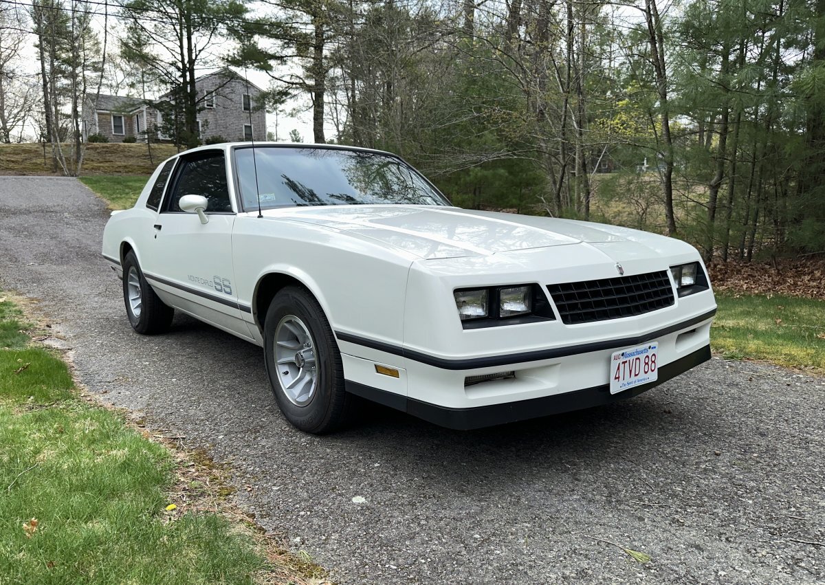 1983 Chevrolet Monte Carlo Base
