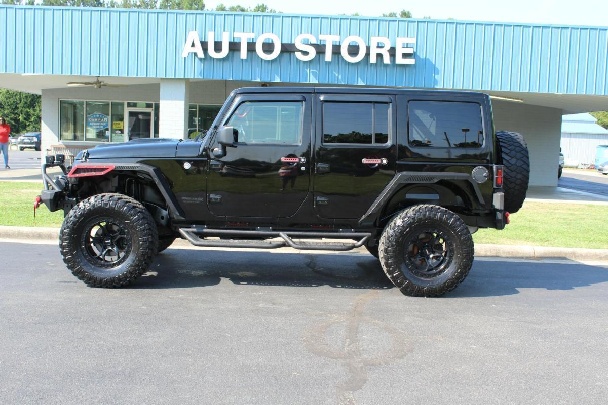 2018 Jeep Wrangler JK Unlimited Sahara
