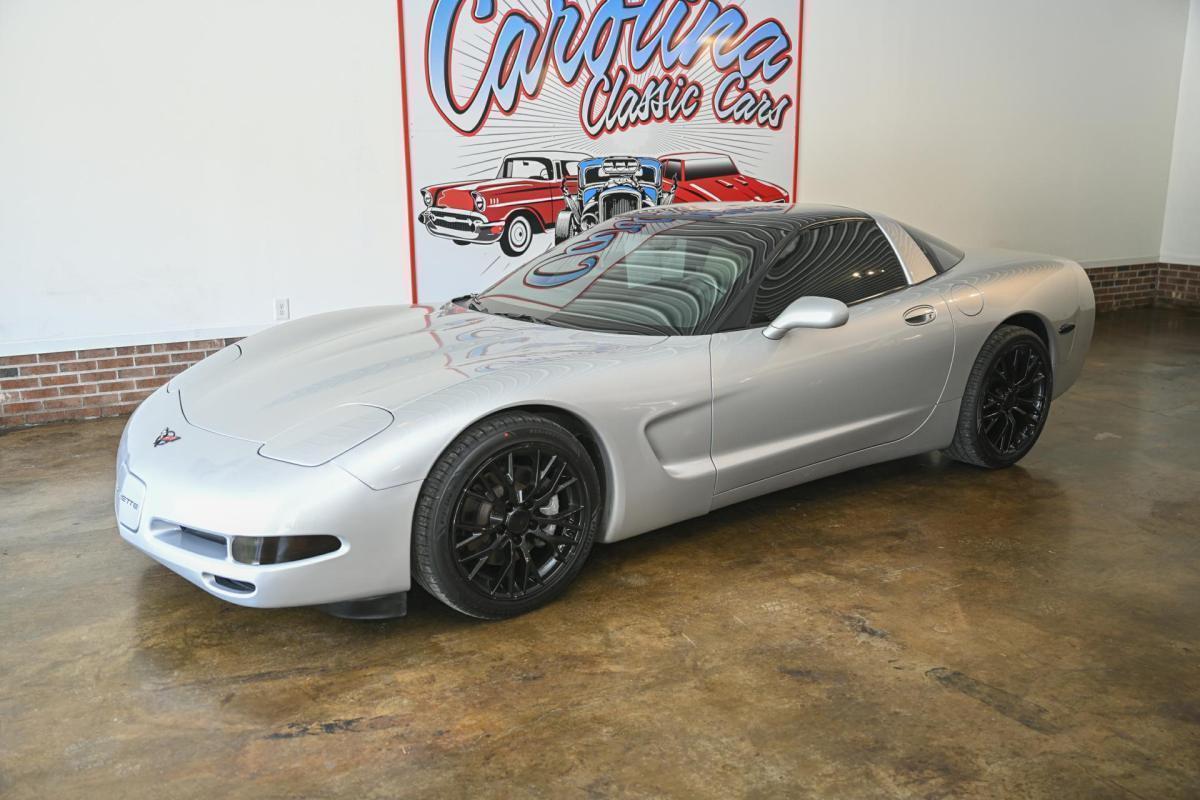 1999 Chevrolet Corvette Base