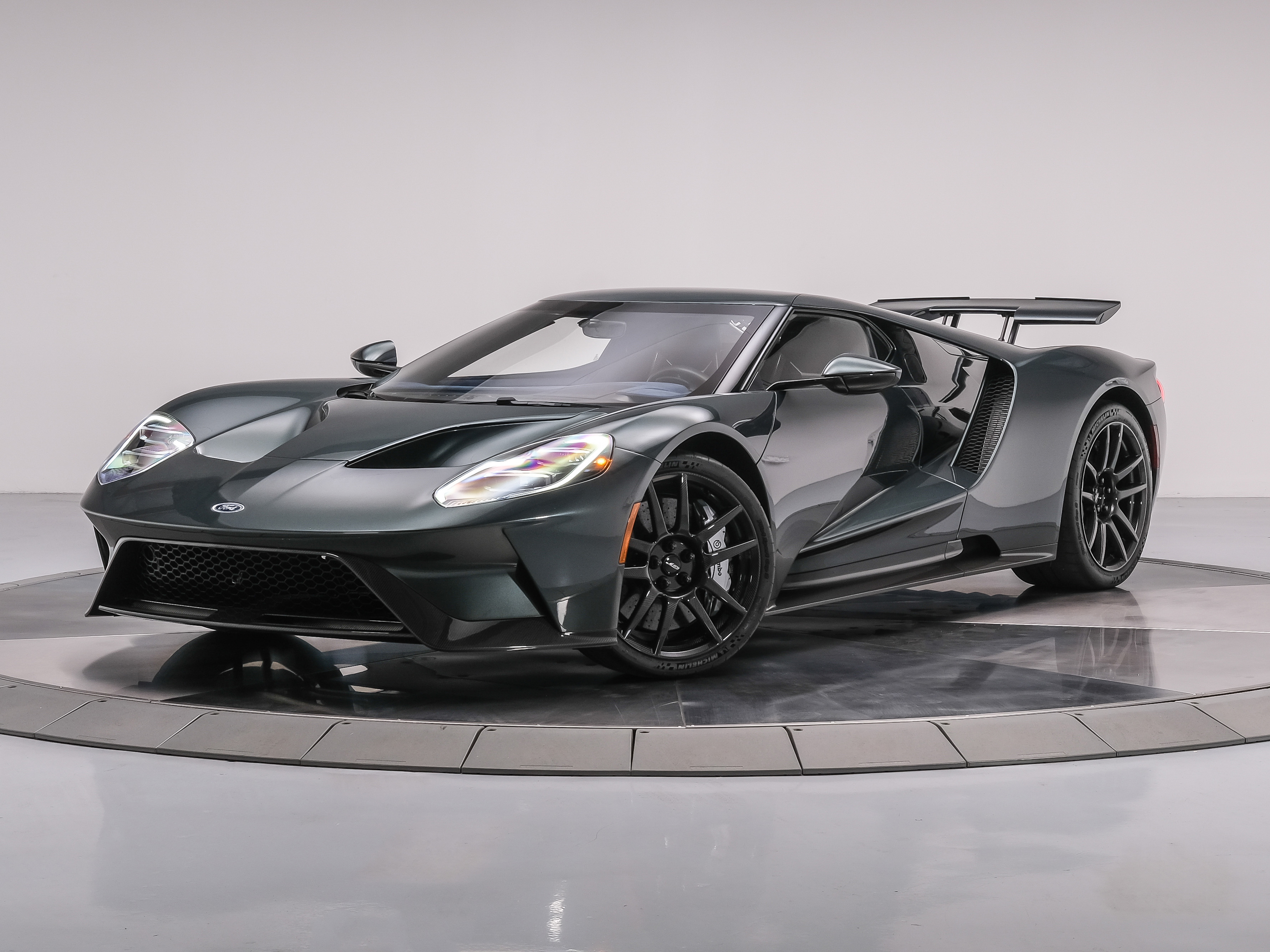 2022 Ford GT Base