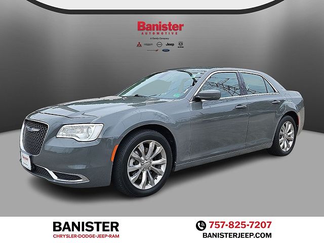 2018 Chrysler 300 Touring