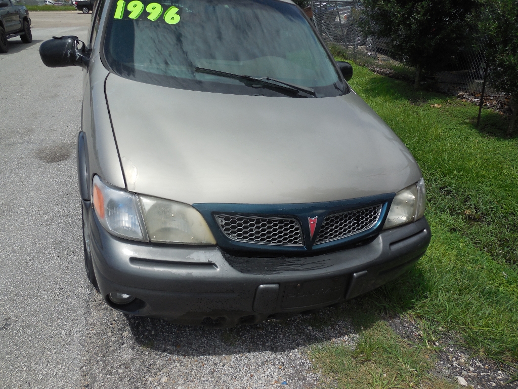 2000 Pontiac Montana Base