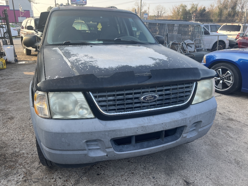 2002 Ford Explorer XLS