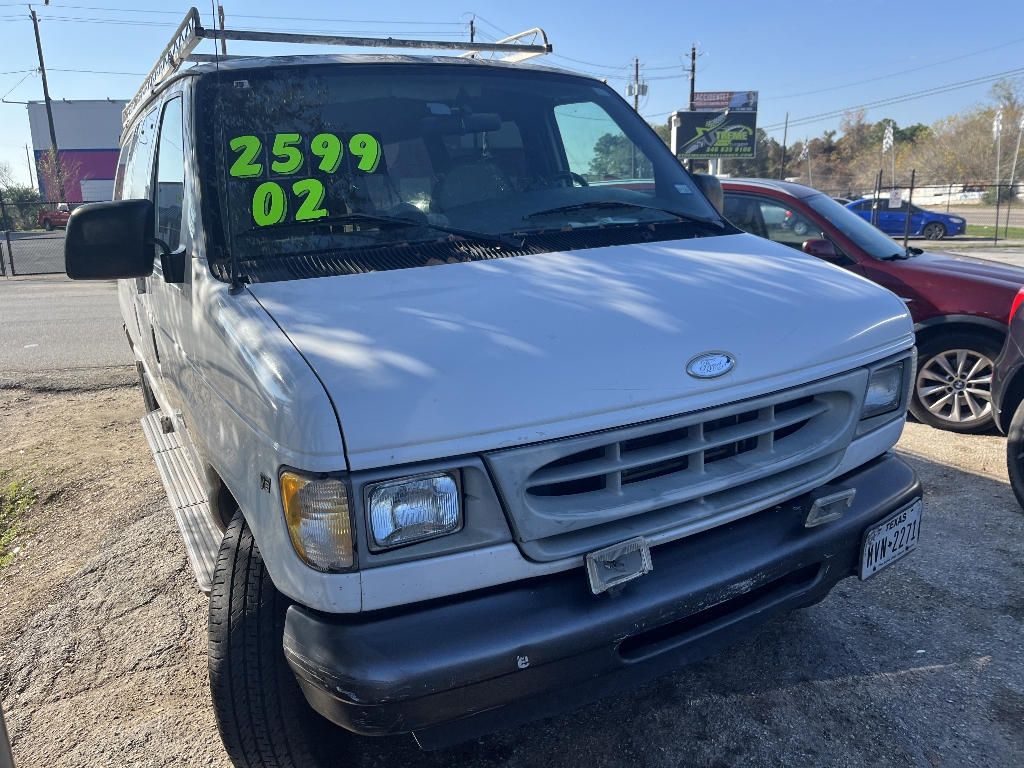 2002 Ford E-Series 